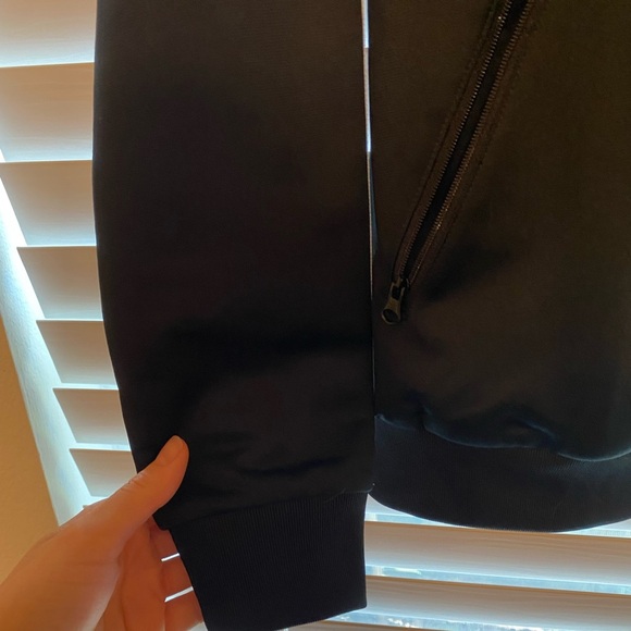 *NWOT* Adidas Originals Women’s Track Jacket - Picture 7 of 10